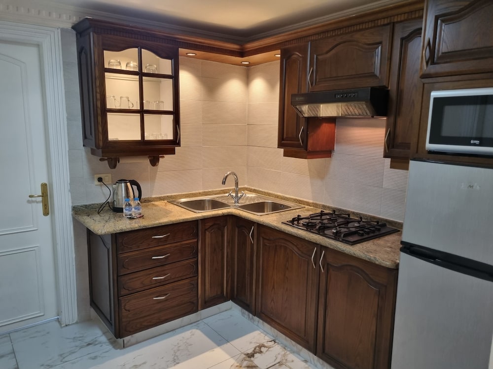 Charming Amman Apartment With Security and Modern Amenities
