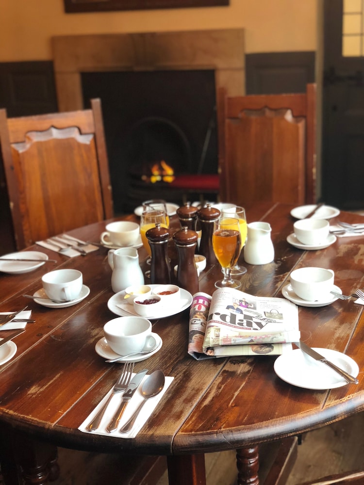 The Wheatsheaf