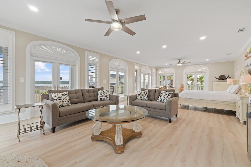 Reunion Beach House