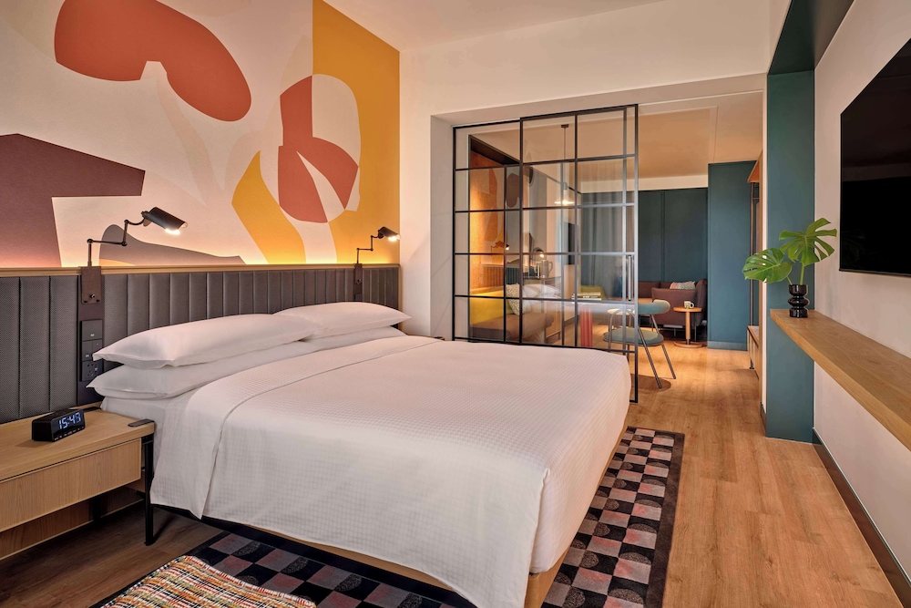 Caption by Hyatt Zhongshan Park Shanghai 1
