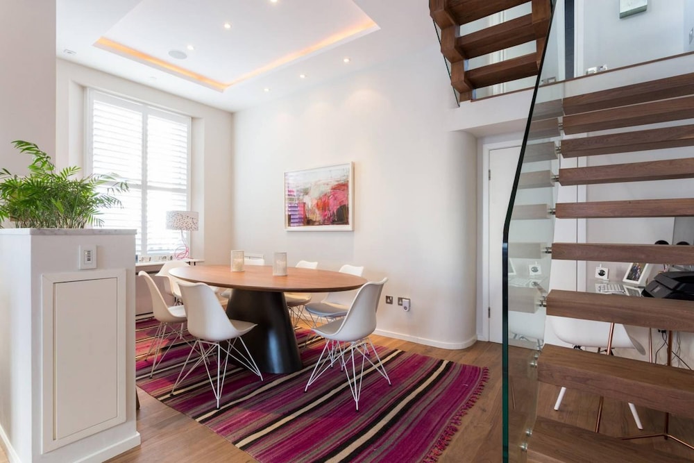 Spectacular Unique 4bed House in Pimlico