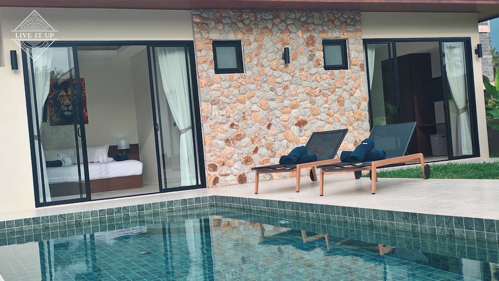 Santi Tara Villas
