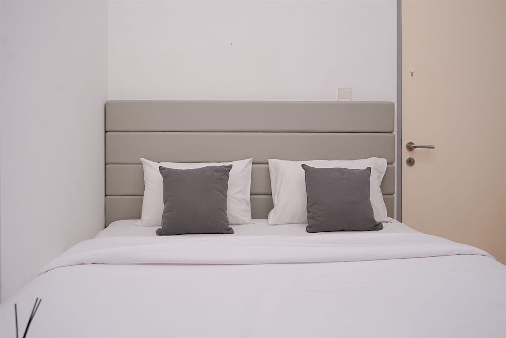 Well Designed and Comfy 2BR Apartment at M-Town Residence