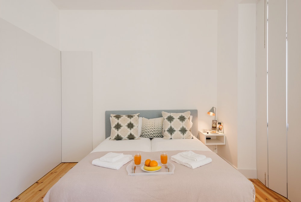 JOIVY Chic studio w/city view in Santa Catarina, 10mins from São Bento Palace