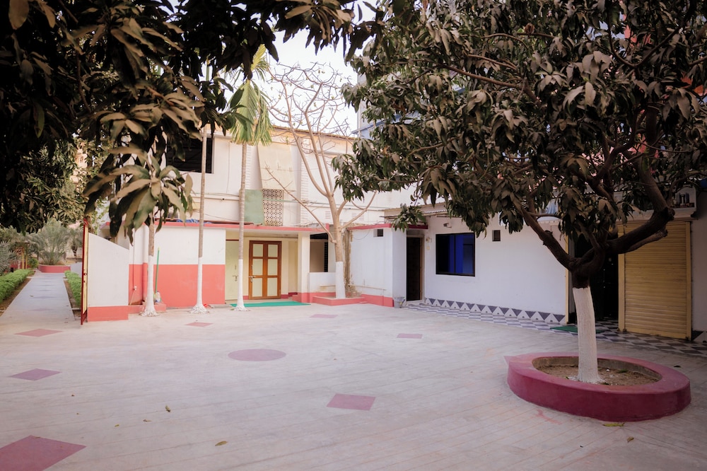 Garden view villa
