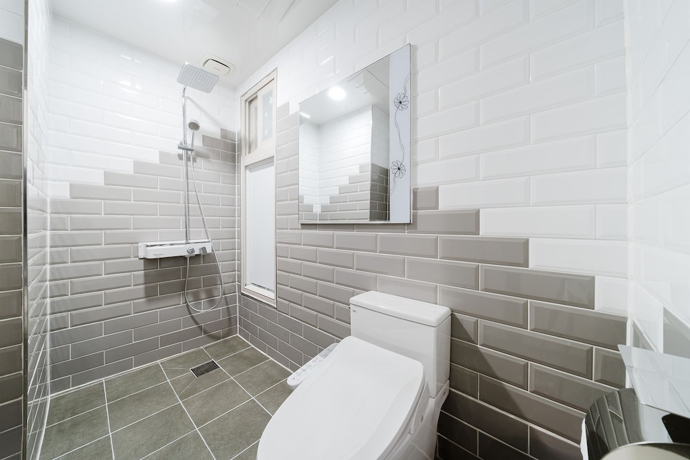 Yeongdeok Searest Poolvilla