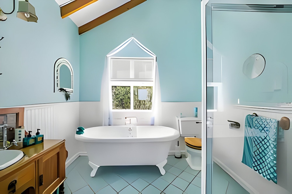 Cape Rose Cottage