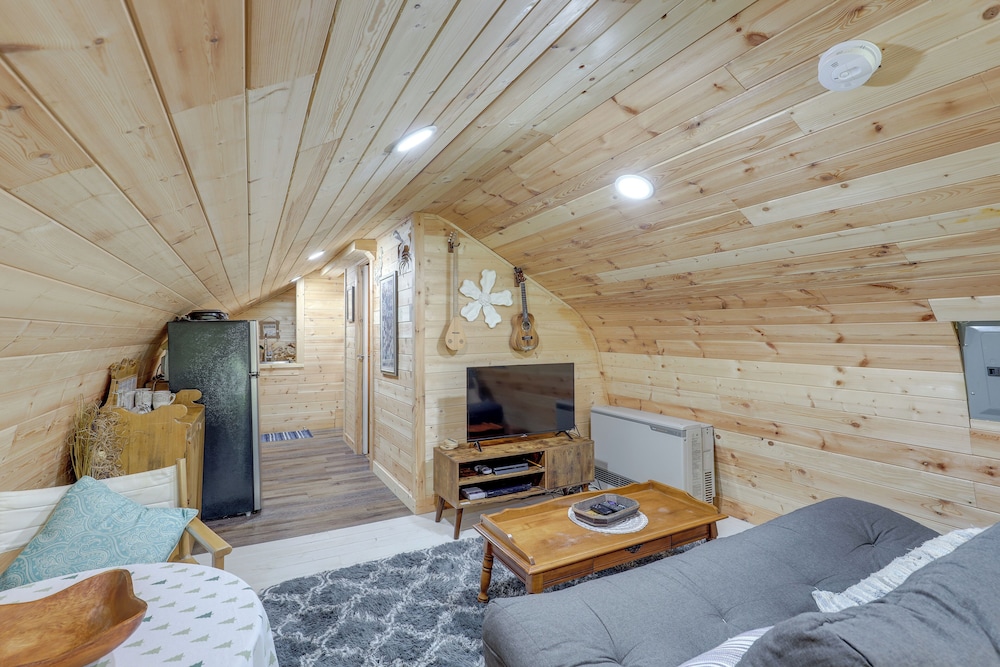 Unique Converted Trailer in Marshall: Pet Friendly view 3