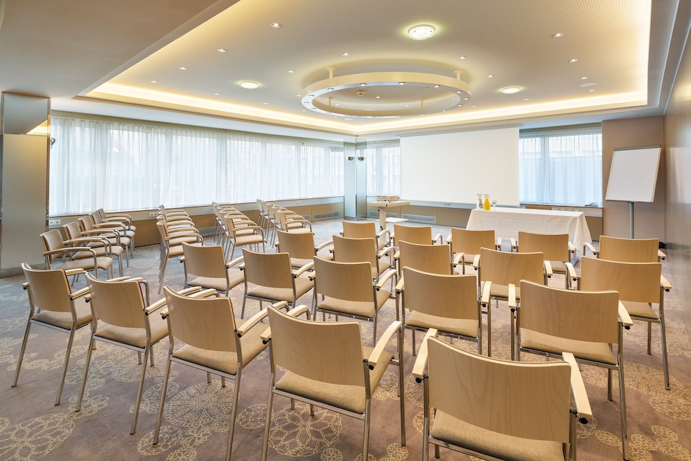 Linz Vacations - Hotel Schillerpark Linz, a member of Radisson Individuals - Property Image 13