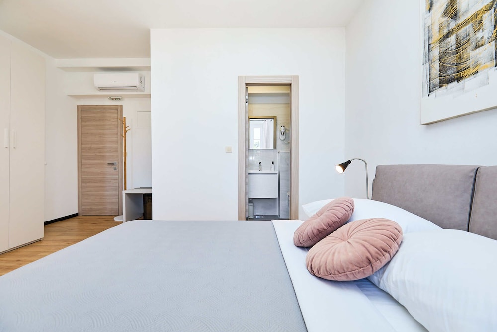 Dubrovnik Vacations - Boutique Garden Rooms - Property Image 46