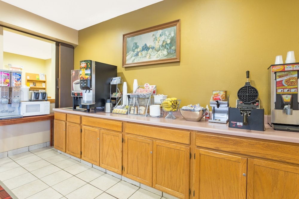 Super 8 by Wyndham Osage, Foto 18