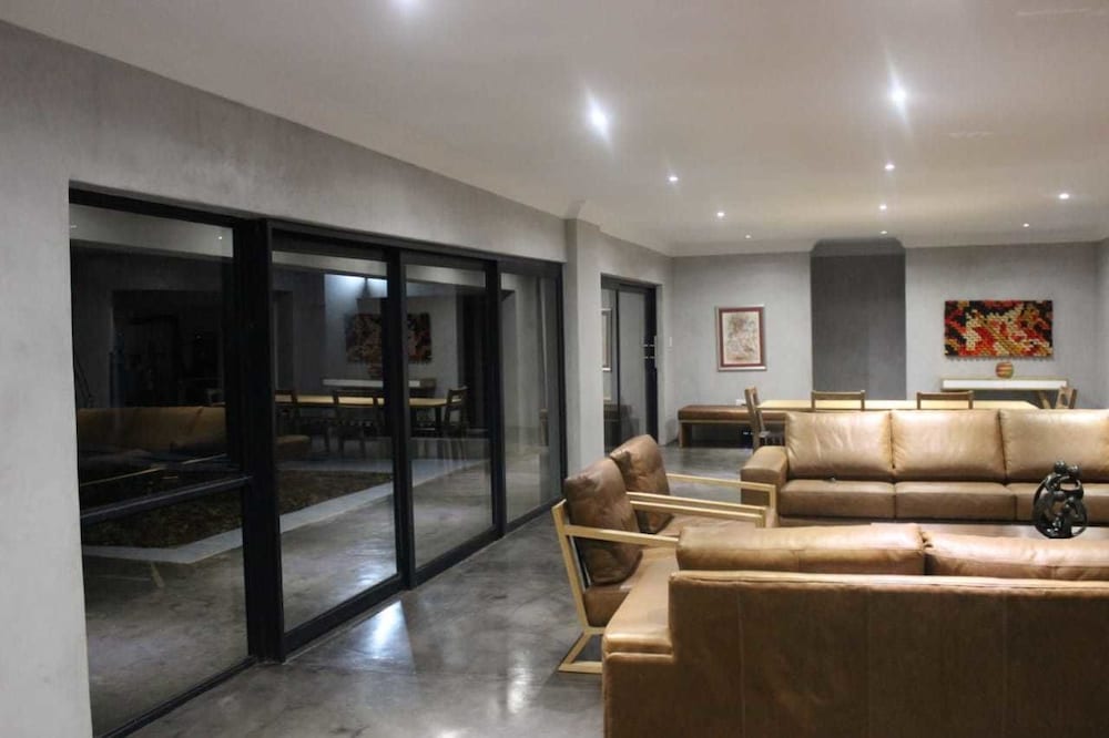 Anisa Guesthouse