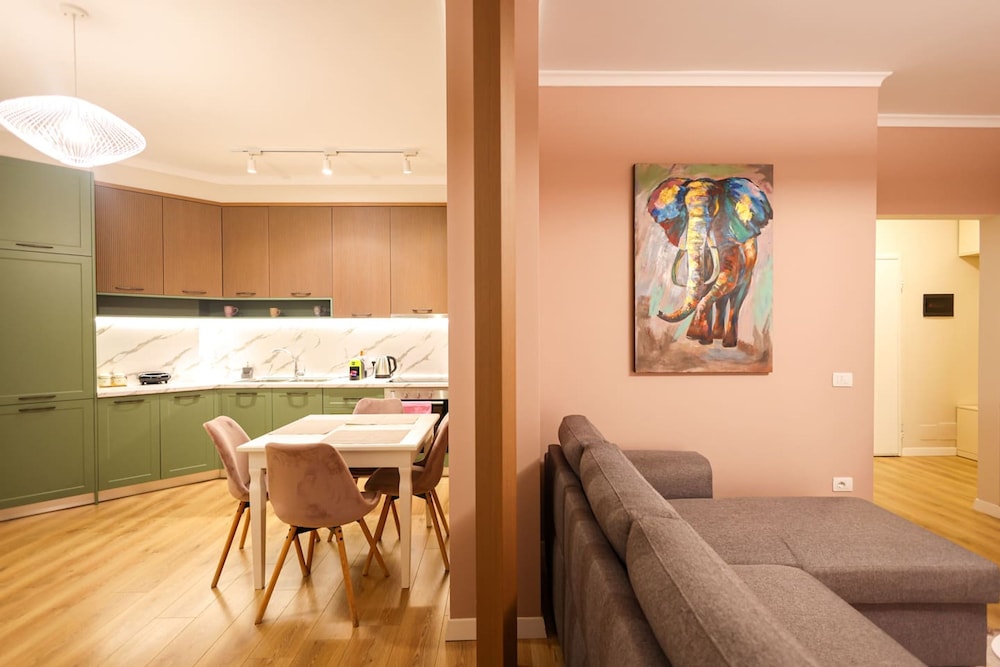 Grandstay Urban Five