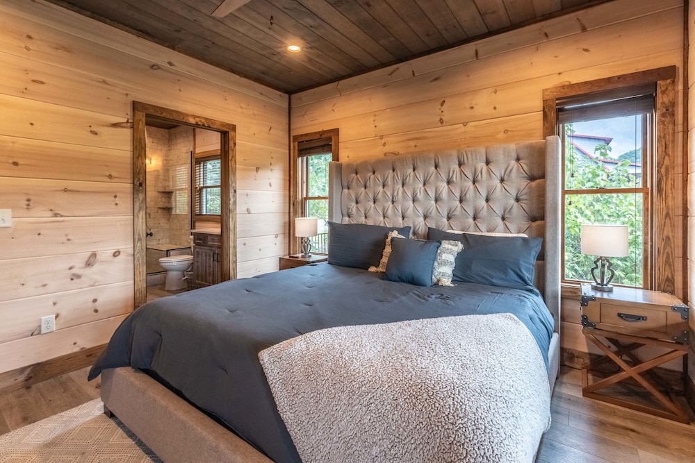 Raccoon Ridge Retreat - Gatlinburg Mountain Escape