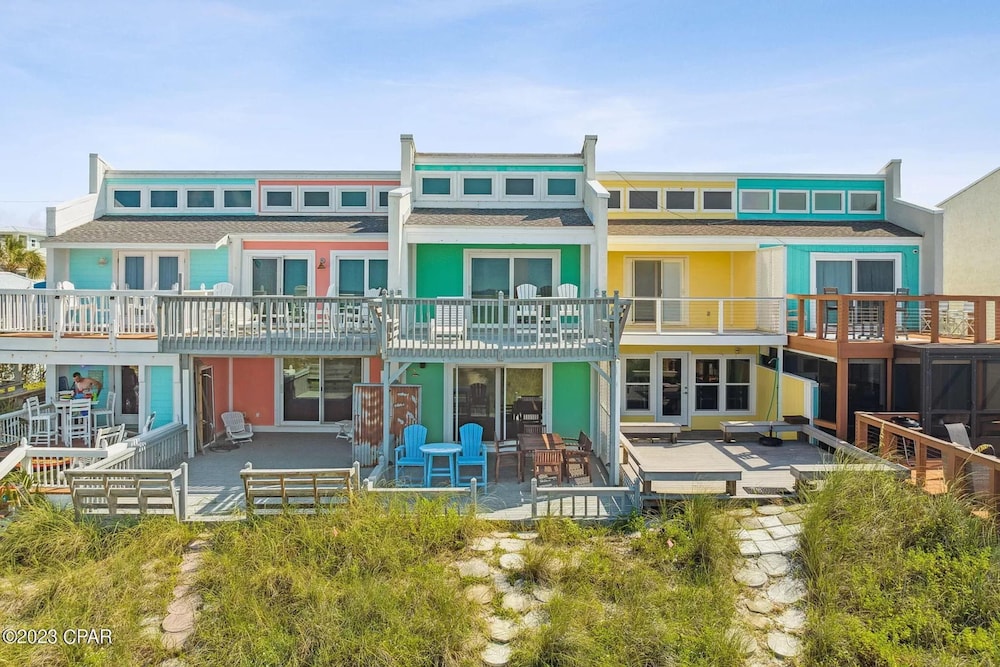 Beach House - Beach Blvd by PHG view 4