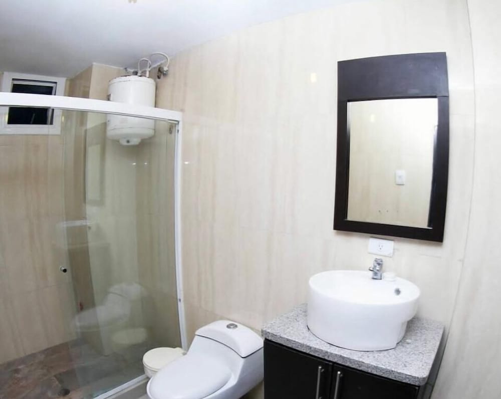 Hotel Aventura Suites
