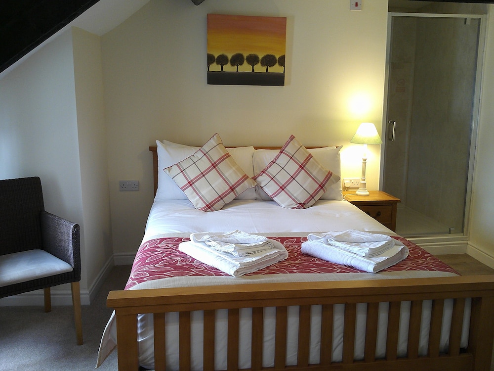 The Crown Hotel
