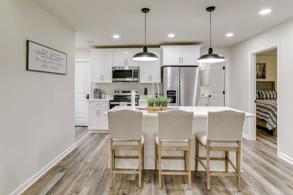 Walk to River: Newly Built Home in Heber Springs!