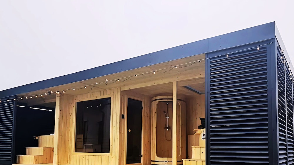 Holiday Homes, Summer Pool, Whirlpool, Sauna