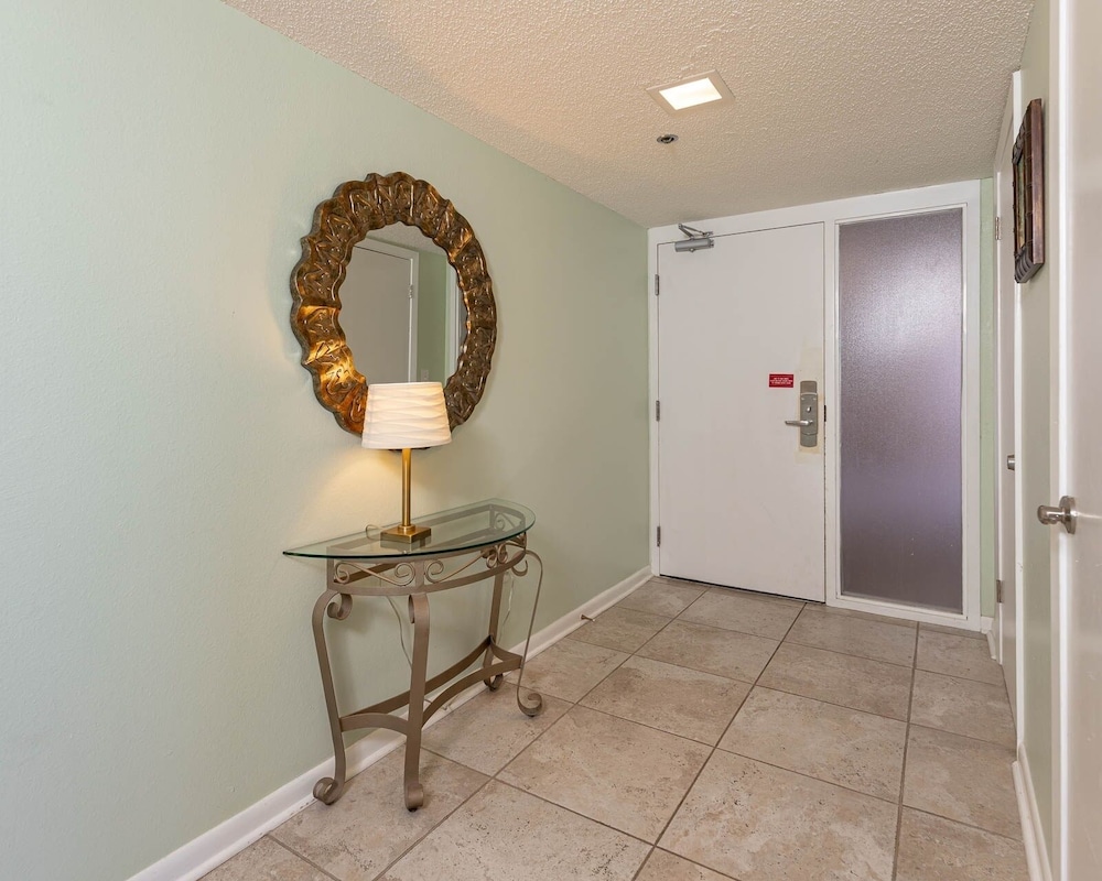 Phoenix East 2 2105 3 Bedroom Condo