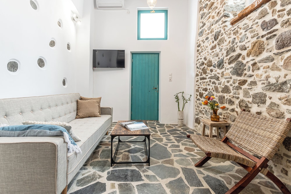 The Naxos Loft with view of the Castle