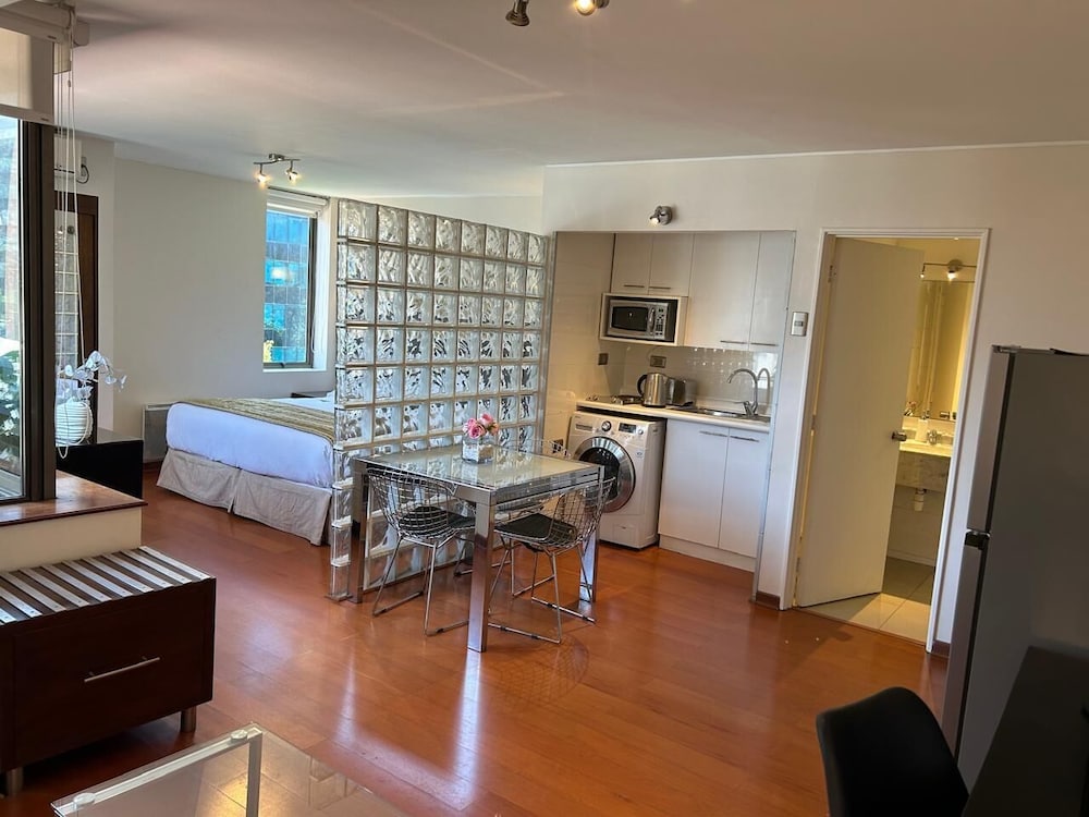 Orly Suites ll
