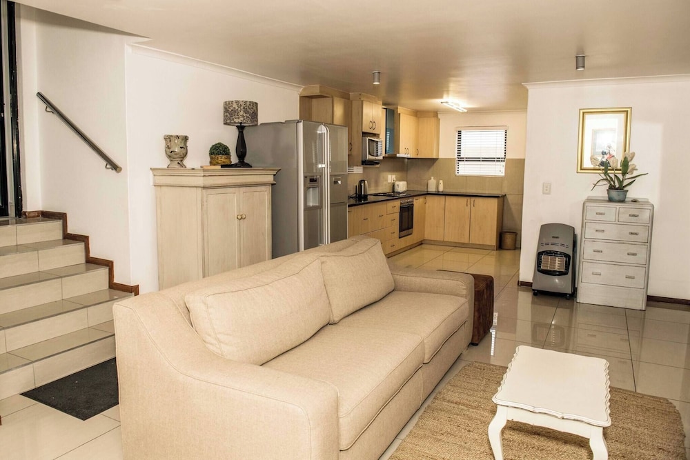 The Views - Oceanview Haven in Langebaan - 3 Levels of Luxury