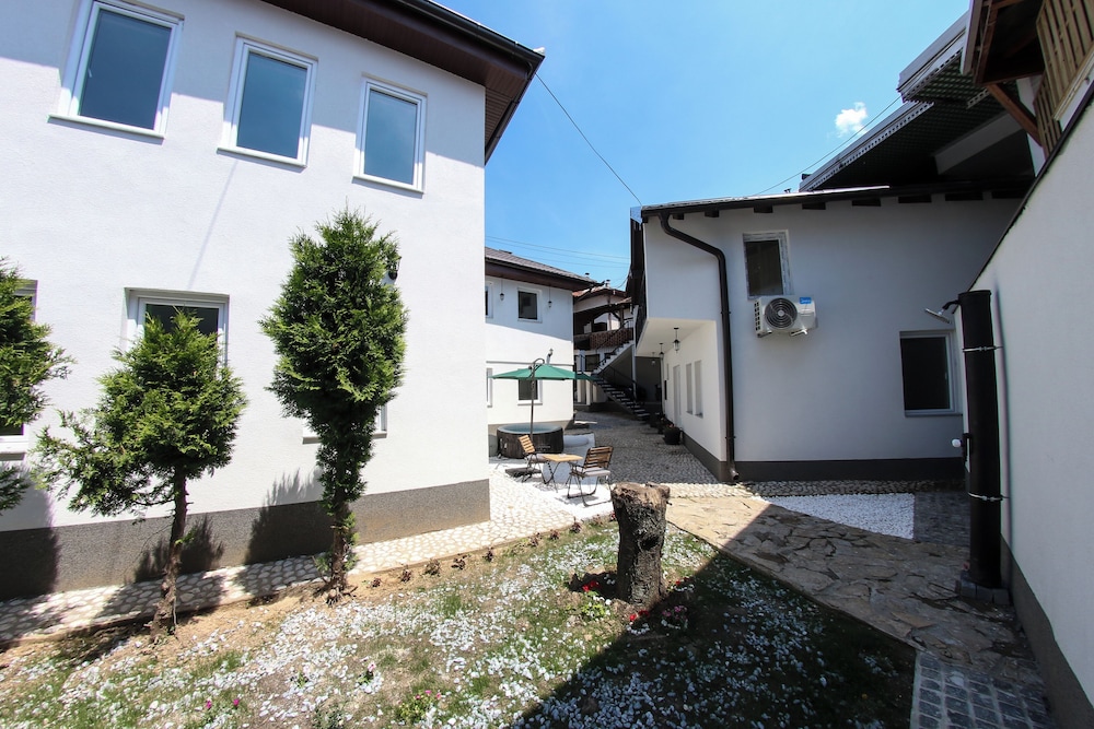 Apartment Villa Begić