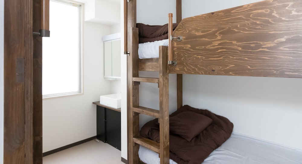 Osaka Namba Hostel MIYABI