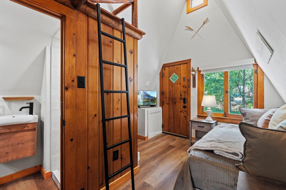 Timber Lodge Cabins 25