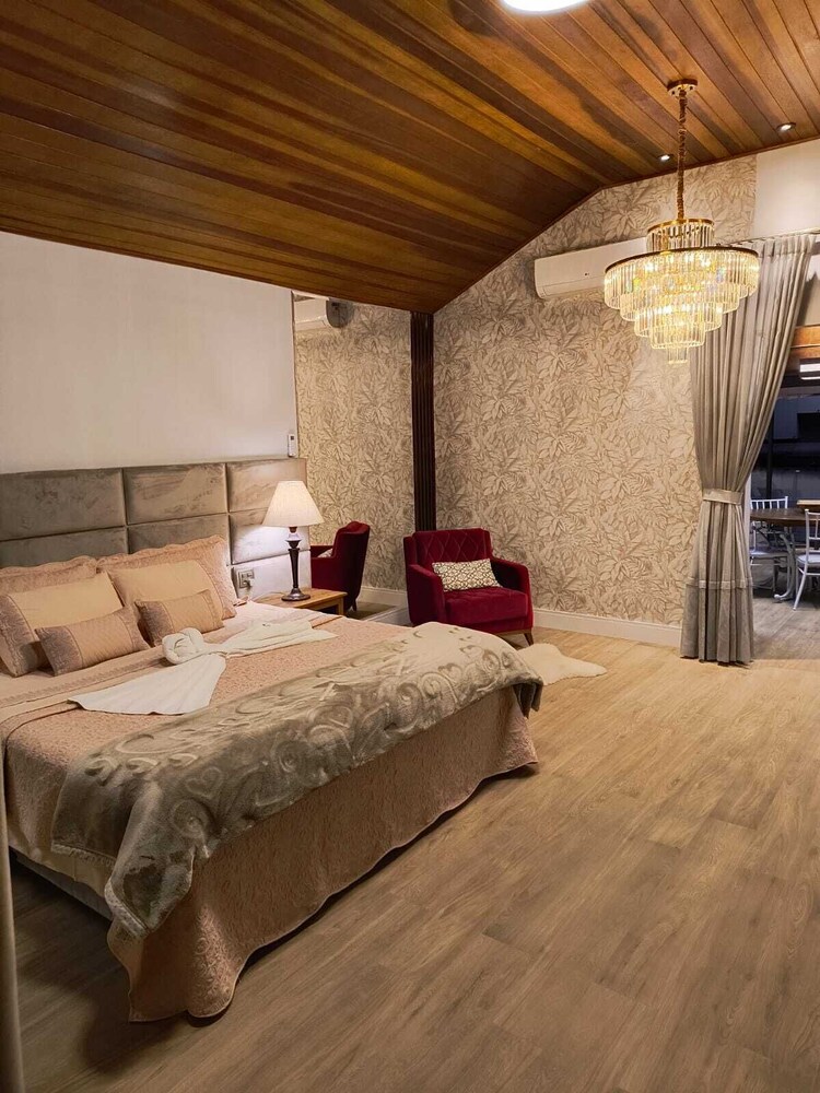 Laggus Hotel