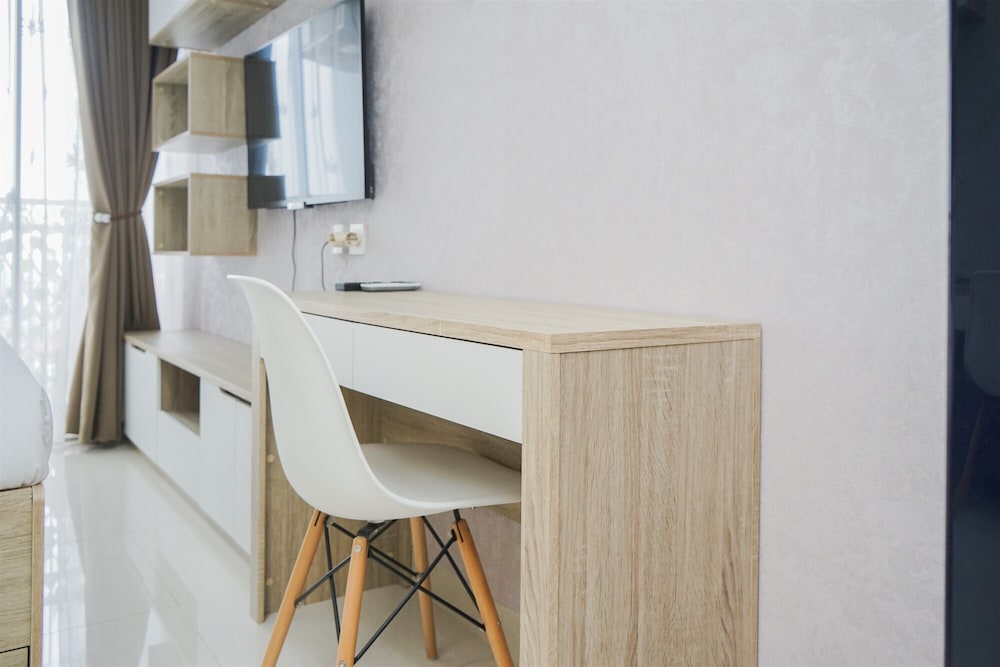 Cozy and Tidy Studio Apartment at Springwood Residence Tangerang