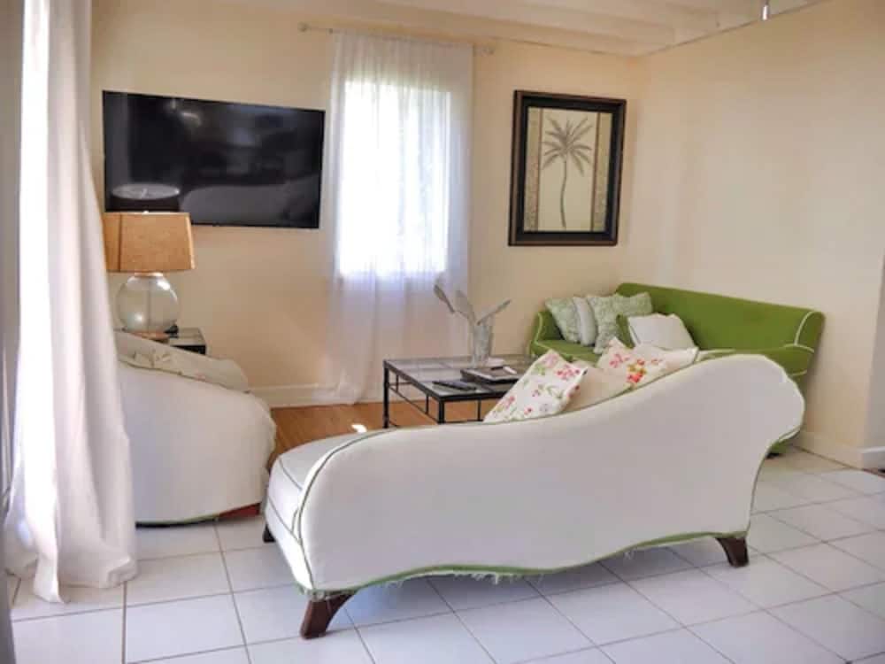 Deluxe appartment at Point village view 2