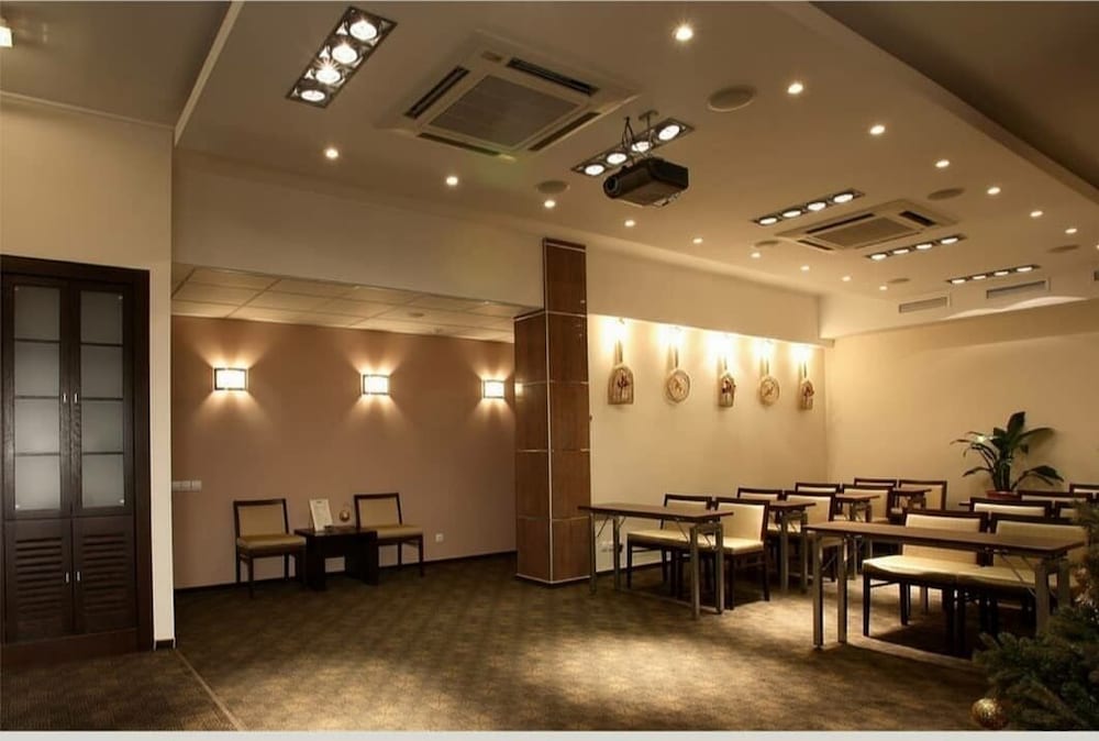 Yekaterinburg Vacations - Business Hotel Senator - Property Image 11