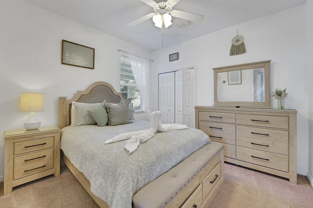 310hc-west Haven 5 Bedroom Home