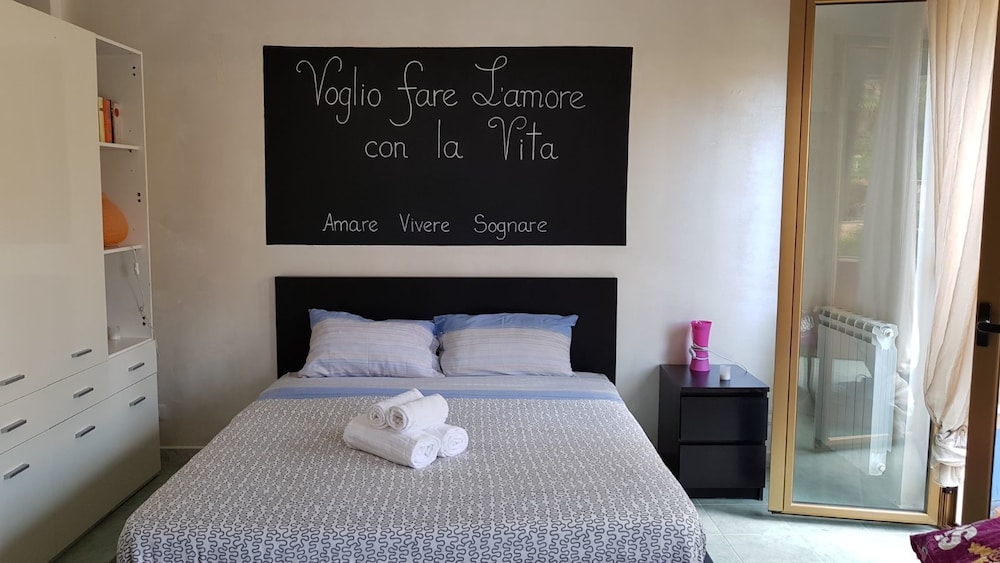 Hostel Taormina photo 2