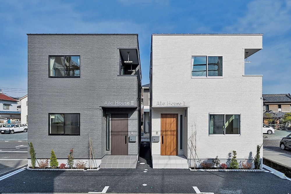 AileHouse2