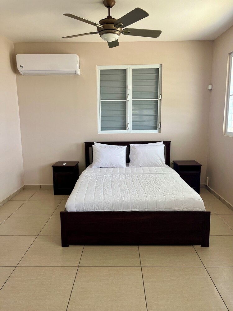Ocean View House Quebradillas & Rooftop