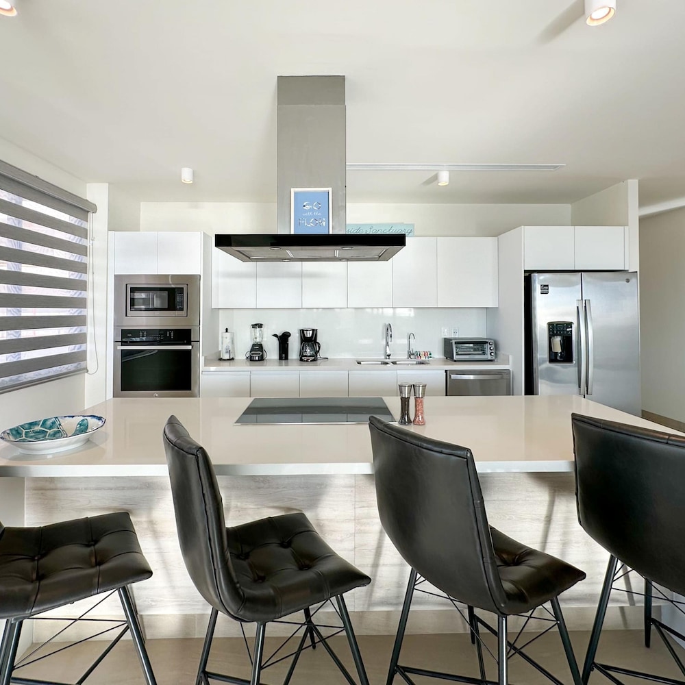 New 3BR Ground Floor Las Palomas Condo