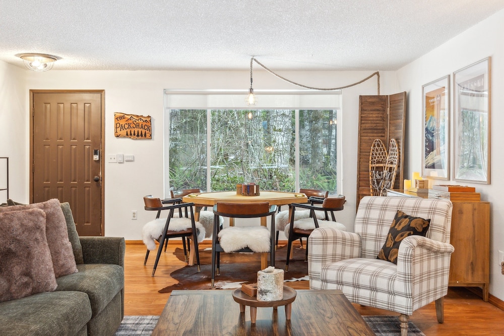 Packshack - Cozy Ski Cabin Mins From White Pass 2 Bedroom Home