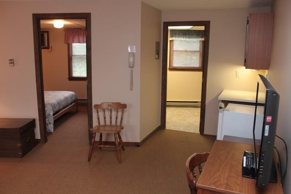 The Villager Motel