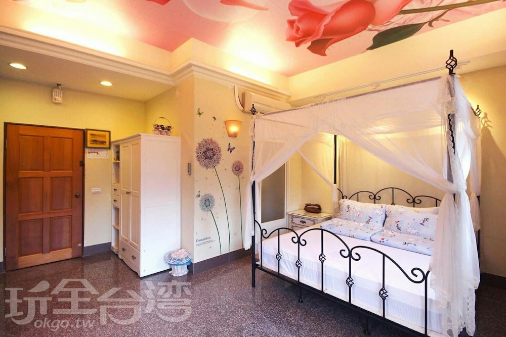 Shuanghui Garden B&B