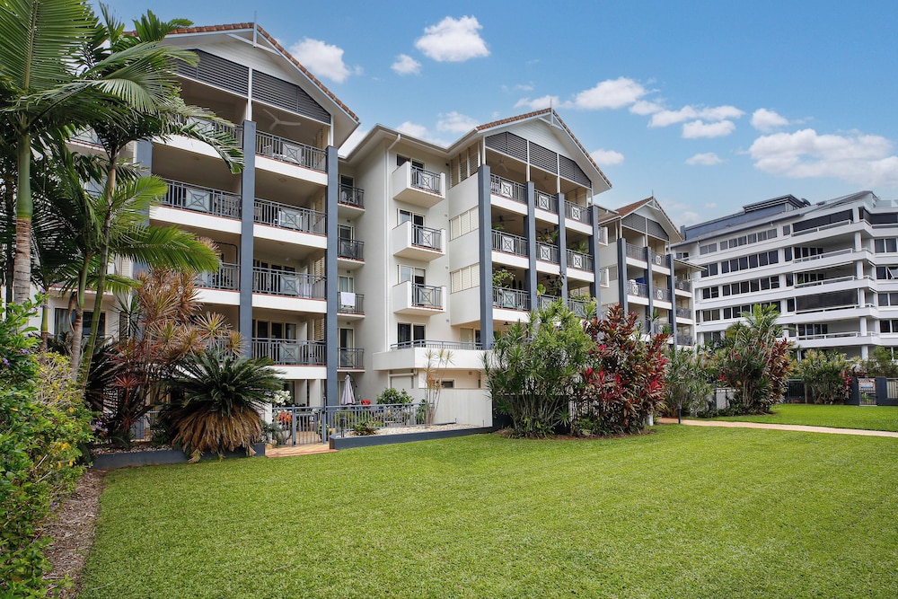 Tropical Comfort Pool and Esplanade View