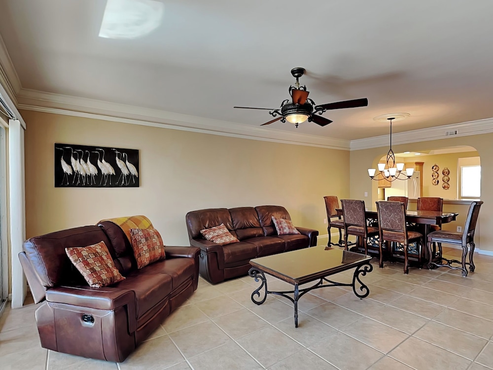 Bella Lago 423 by Distinctive Beach Rentals