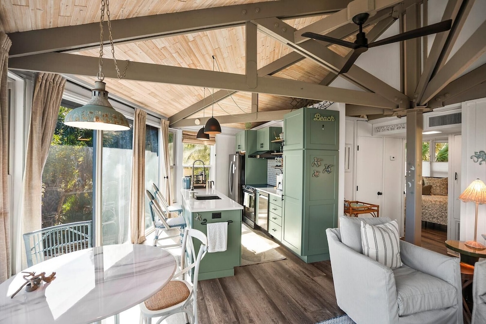 Charming 2-bed, 2-bath Home, Resort Access and Golf Cart Included!