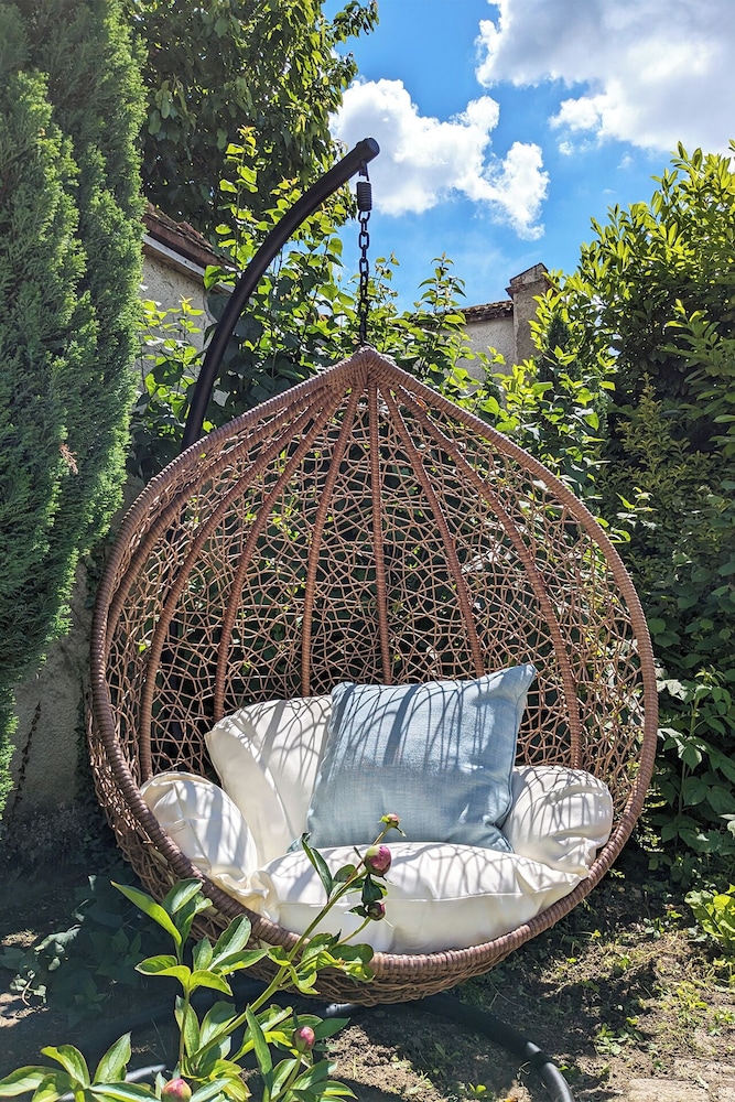 Maison A Deux Mains