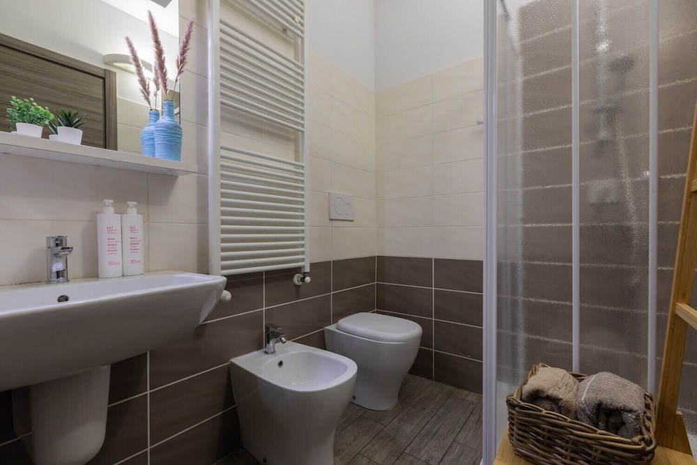Housing Giulia - Studio Apartment 2 4