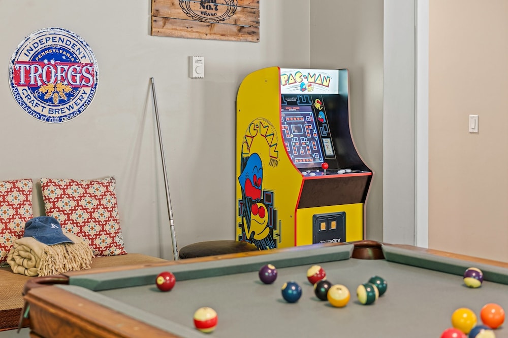 Alpine Serenity by Avantstay Beach Lake Access Theater Deck Playroom