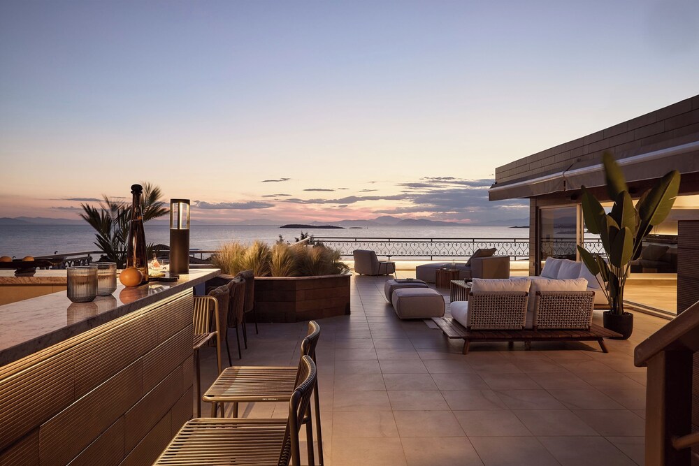 Casa Volare, Penthouse Retreat Athenian Riviera