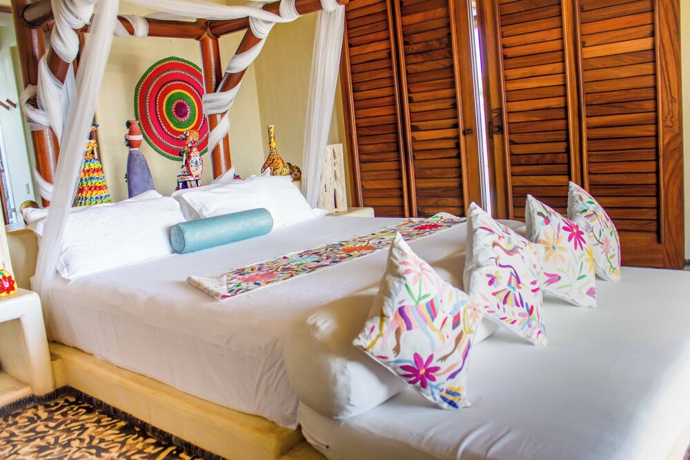 Casa Irekua Luxury beachfront retreat